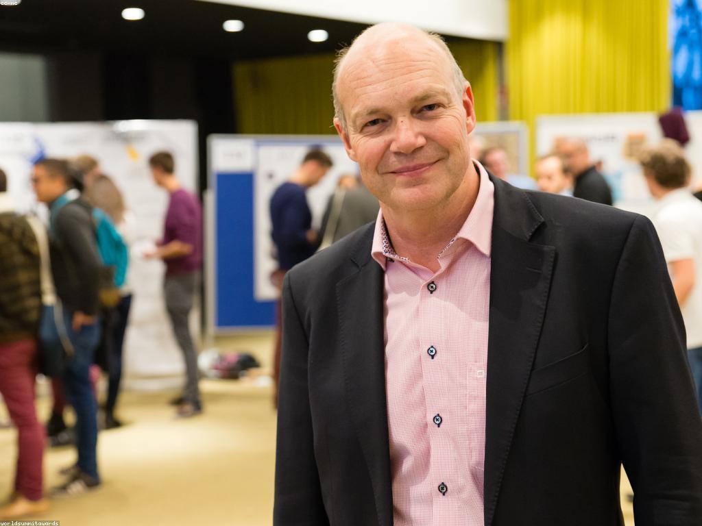 ដំណោះស្រាយបន្ថែមសម្រាប់ការបង្កើតនានានៃអាជីវកម្ម