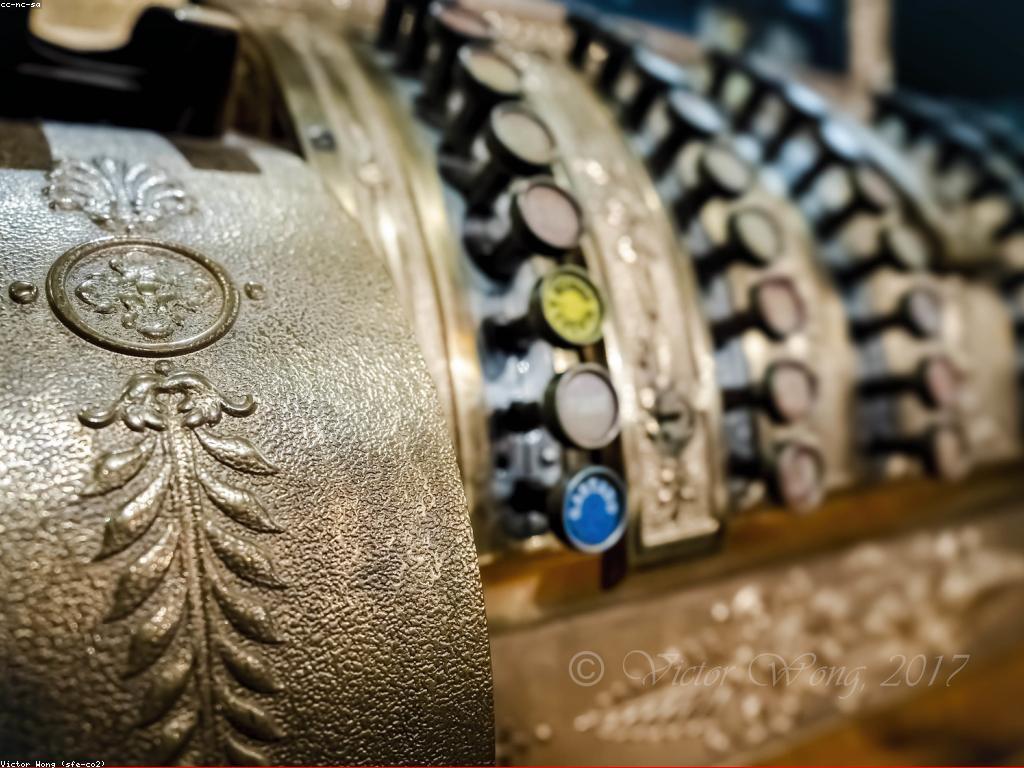 គ្រូបង្រៀនអំពីបង់ប្រាក់នៅក្នុងកាស៊ីណូស្លុត