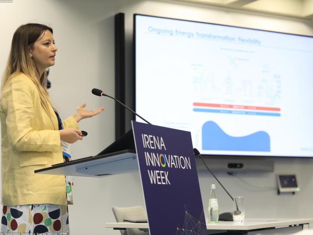 ដំណោះស្រាយបន្ថែមសម្រាប់អាជីវកម្ម